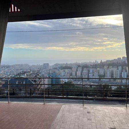 Appartamento Sophia House - Free Parking And Sea View Genova Esterno foto